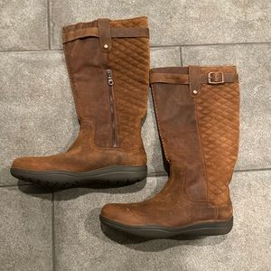 Columbia Boots